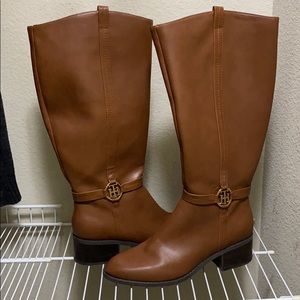 Tommy Hilfiger Wide Calf Boots